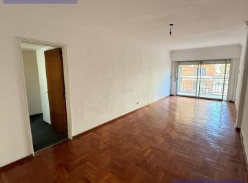 Departamento · 87m² · 4 Ambientes · 1 Cochera · Departamento en Caballito