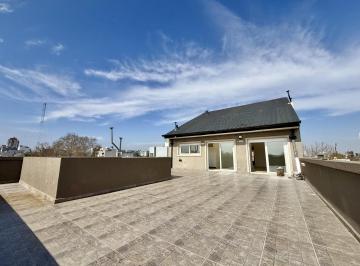 Departamento · 83m² · 3 Ambientes · 3 Cocheras · Departamento Venta Florida 3 Ambientes Terraza Cochera