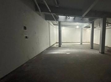 Depósito , Retiro · Deposito/local con Baño en Subsuelo en Av Santa Fe 1200
