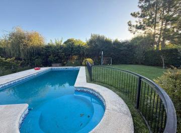 Casa · 184m² · 7 Ambientes · 1 Cochera · Casa en Alquiler B Cdo Los Pilares, 3 Do, Es, Pile