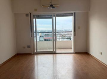 Oficina comercial de 1 ambiente, Villa Urquiza · Alquiler Monoambiente en Piso Alto Muy Luminoso en Villa Urquiza. Apto Profesional