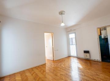 Departamento · 34m² · 2 Ambientes · Av Alvarez Thomas y Av Elcano - 34 m² Todo Sol Baño y Cocina Completos