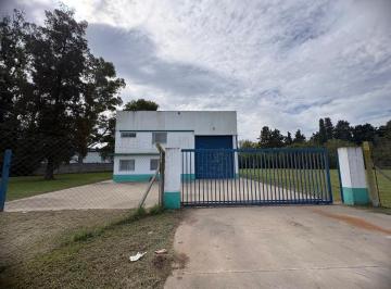 Bodega-Galpón · 300m² · 7 Ambientes · Oficina en Zarate