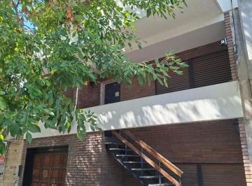 Casa · 224m² · 4 Ambientes · 1 Cochera · Alquiler Casa 4amb con Dep y Coch Villa Devoto