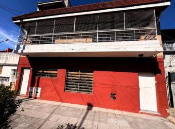 Casa de 3 ambientes, Lanús · Casa con Fondo