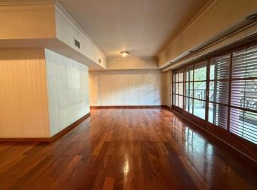 Departamento de 5 ambientes, Caballito · Venta Piso de 3 Dorm. y Escritorio o 4to Dorm. Dependencia + 2 Cocheras Fijas. Caballito