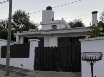 Casa · 84m² · 4 Ambientes · Venta Casa + Monoambiente en Fantasio – Financiada