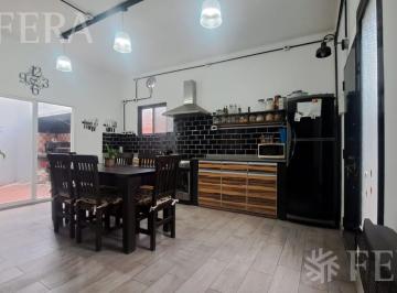 PH · 84m² · 4 Ambientes · Venta PH 4 Ambientes con Patio en Wilde