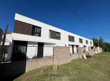 Casa · 70m² · 3 Ambientes · 1 Cochera · Dúplex en Saldan