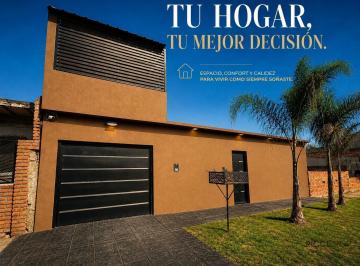 Casa · 209m² · 5 Ambientes · 3 Cocheras · Casa 5 Ambientes en Venta Platanos Hudson Berazategui