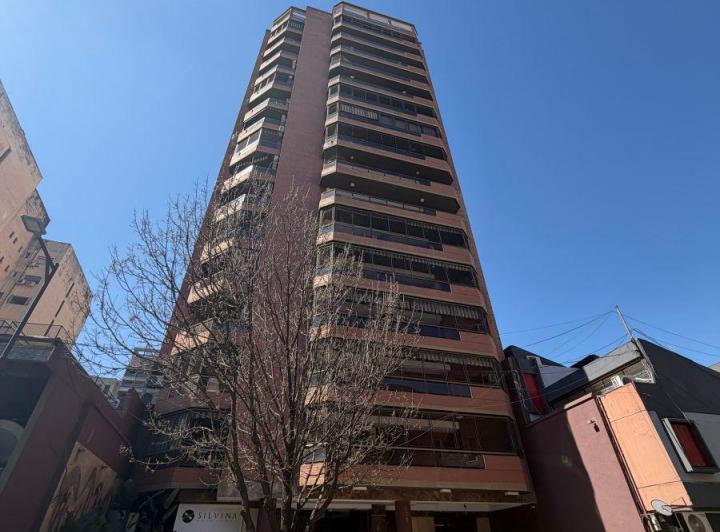 Departamento · 208m² · 8 Ambientes