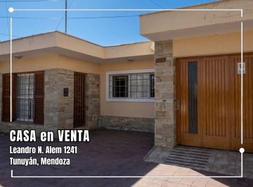 Casa de 5 ambientes, Tunuyán · Casa en Venta C/ Cochera en Tunuyán