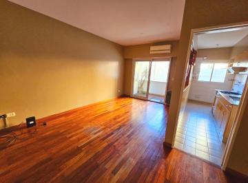 Departamento · 44m² · 2 Ambientes · Venta Departamento en Villa Urquiza - Cochera, Luz, Paz, Tranquilidad - Excelente Estado
