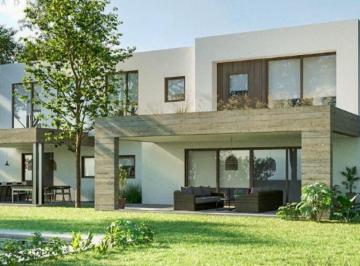 Casa · 294m² · 8 Ambientes · 2 Cocheras · Casa en Venta en Pilara, Milord a Cancha de Polo