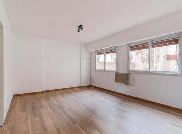 Departamento · 59m² · 3 Ambientes · Venta Departamento 3 Ambientes Luminoso en Recoleta