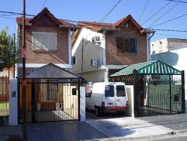 Casa · 60m² · 3 Ambientes · 1 Cochera