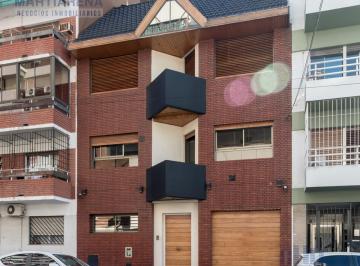 Casa · 252m² · 5 Ambientes · 3 Cocheras · Casa de Categoria 5 Ambientes en Barracas Venta