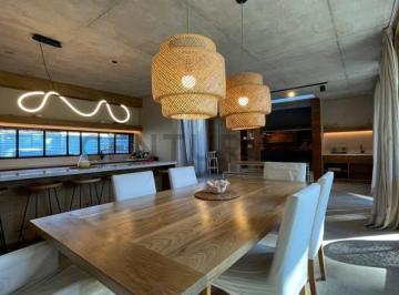 Casa · 250m² · 5 Ambientes · 2 Cocheras · Alquiler Casa 24 Meses 5 Ambientes Bosque Peralta Ramos