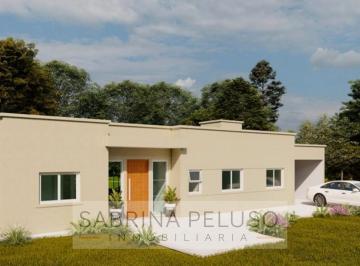 Casa · 141m² · 4 Ambientes · 1 Cochera · Casa 4 Amb. en Venta Prados del Oeste Moreno - Lote 866 m² Pileta
