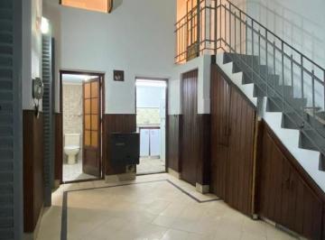 PH · 120m² · 4 Ambientes · PH en Venta - 3 Dorm. 2 Baños - 120 m - Flores