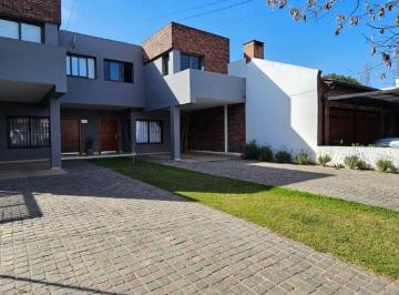 Casa de 4 ambientes, Córdoba · Alquilo Duplex en Cañitas, Calle Tranquila Atras de La Shell