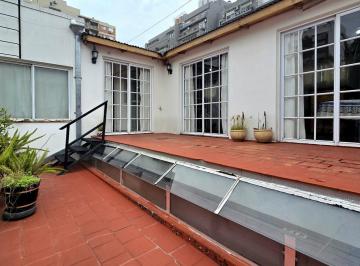 PH · 210m² · 4 Ambientes · Venta PH en Villa del Parque con Terraza Propia