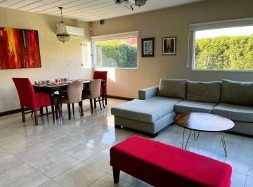 Casa · 150m² · 4 Ambientes · 2 Cocheras · Alquiler Casa 4 Amb Pilar, Pileta y Jardín