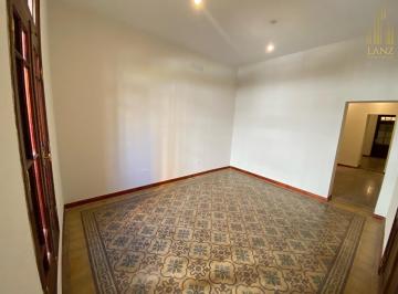 Oficina comercial · 75m² · 3 Ambientes · 2 Cocheras · Oficina - Centro