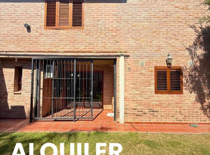 Casa · 185m² · 10 Ambientes · 2 Cocheras