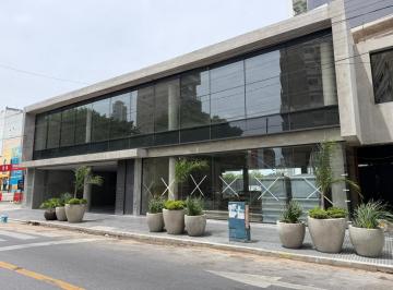 Local comercial · 935m² · Local a Estrenar en Alquiler en Lomas de Zamora