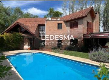Casa de 6 ambientes, Ituzaingó · Venta Casa 6 Ambientes con Cochera Piscina Barrio El Jaguel Villa Udaondo Apto Credito Bancario