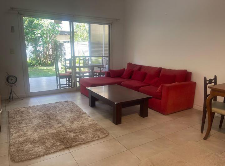 Departamento · 140m² · 5 Ambientes · 1 Cochera
