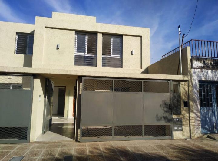 Casa · 115m² · 5 Ambientes