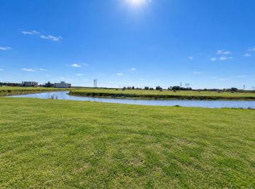 Terreno · 962m² · Lote en Venta La Providencia con Fondo a La Laguna