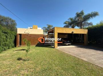 Casa de 5 ambientes, Villa Allende · Casa en Venta 3 Dorm. - Jacuzzi - Piscina - Hermosa