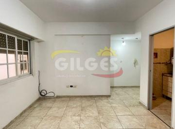Oficina comercial · 30m² · 1 Ambiente · Departamento 1 Amb en Ramos Mejia
