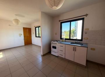 Departamento de 3 ambientes, Quilmes · Departamento 3 Ambientes con Terraza Propia, Bernal Centro