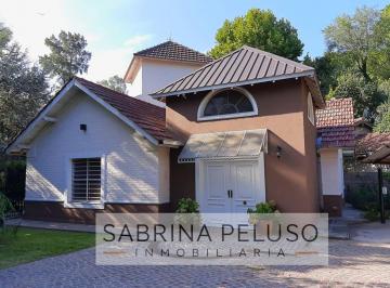 Casa · 1023m² · 6 Ambientes · 2 Cocheras · Venta Casa Ituzaingó