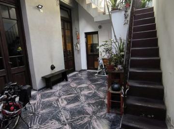 PH · 70m² · 2 Ambientes · PH en Boedo - Muy Buen Estado, Reciclado