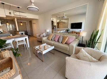 Departamento · 50m² · 3 Ambientes · 1 Cochera · Apartamento de 1 Dorm y 1/2 Alquiler de Temp Punta
