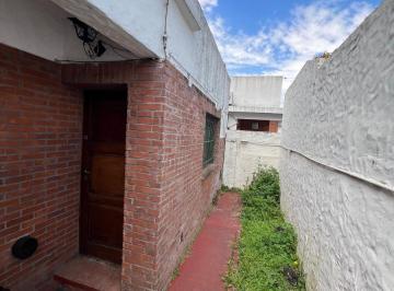 PH de 3 ambientes, San Isidro · Villa Adelina:ph Al Medio de 3 Ambientes con Patio. y Parrilla. Ambientes Grandes. Lavadero Separado