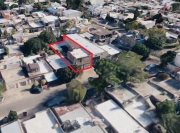 Casa · 148m² · 11 Ambientes · 1 Cochera · Venta - Casa Al Frente de 3 Dorm. Casa Al Fondo de 2 Dorm. - Alvear, Rosario.