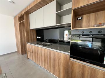 PH · 150m² · 3 Ambientes · 2 Cocheras · Dúplex en Venta 3 Dorm. y 3 Baños, Frente a Plaza en Solares de Manantiales!