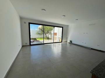 PH · 150m² · 3 Ambientes · 2 Cocheras · Dúplex en Venta 3 Dorm. y 3 Baños, Frente a Plaza en Solares de Manantiales!