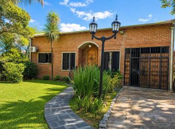 Casa · 276m² · 4 Ambientes · 2 Cocheras · Venta Casa 4 Amb | 1000 m de Parque + Pileta | Benavidez