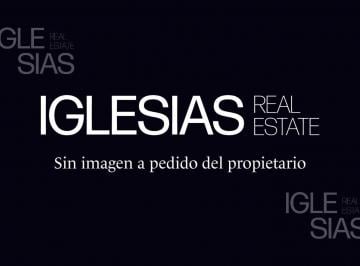 Casa · 500m² · 8 Ambientes · 3 Cocheras · Casa en Venta Al Lago Central en El Golf