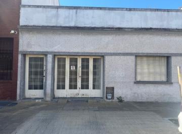 Casa · 173m² · 4 Ambientes · 1 Cochera · Casa en Venta a Refaccionar de 5 Amb en Paternal con Garage, Caba