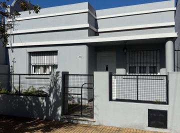 Casa de 2 ambientes, San Isidro · Excelente PH Al Frente, Totalmente Independiente, 2 Amb con Patio y Terraza