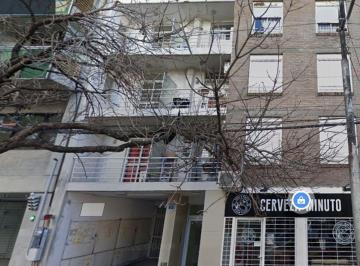 Garage , Rosario · Venta de Cochera San Juan y Francia, Rosario