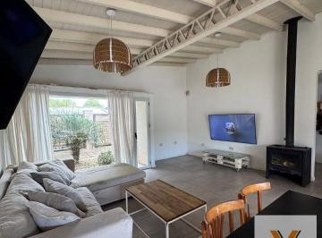 Casa · 165m² · 5 Ambientes · Casa en Venta - 3 Dorm. 1 Baño - 365 m - Santa Teresita